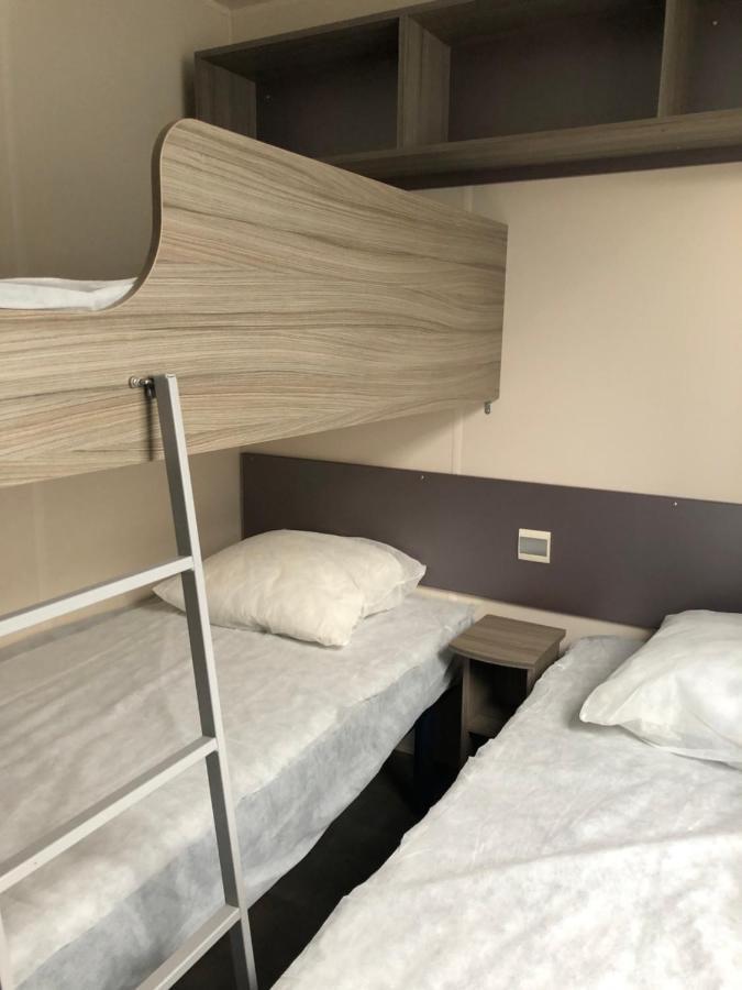 Celine Mobil Home Port-la-Nouvelle Ngoại thất bức ảnh